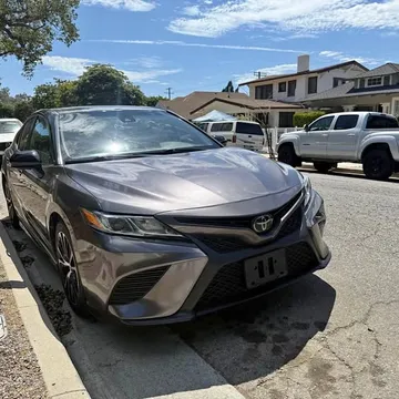 2020 Toyota Camry SE Sedan 4D