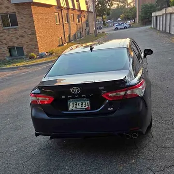 2020 Toyota Camry SE Sedan 4D