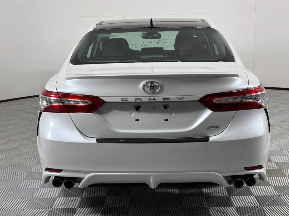 2020 Toyota Camry 8th Gen - Image 6 of 12