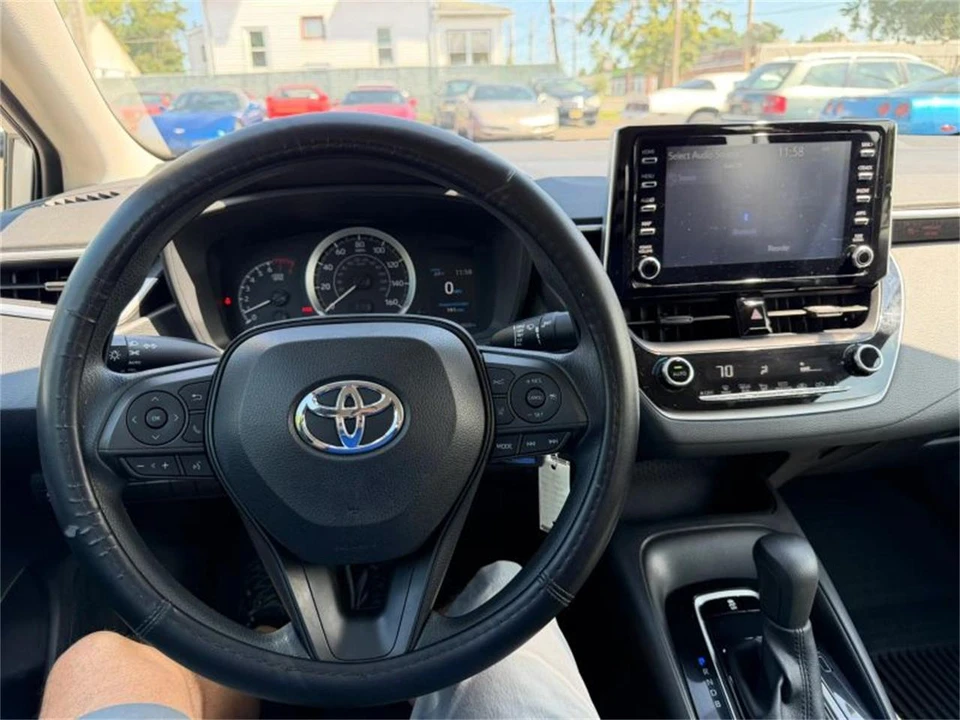 2020 Toyota Corolla 12th Gen - Image 17 of 31