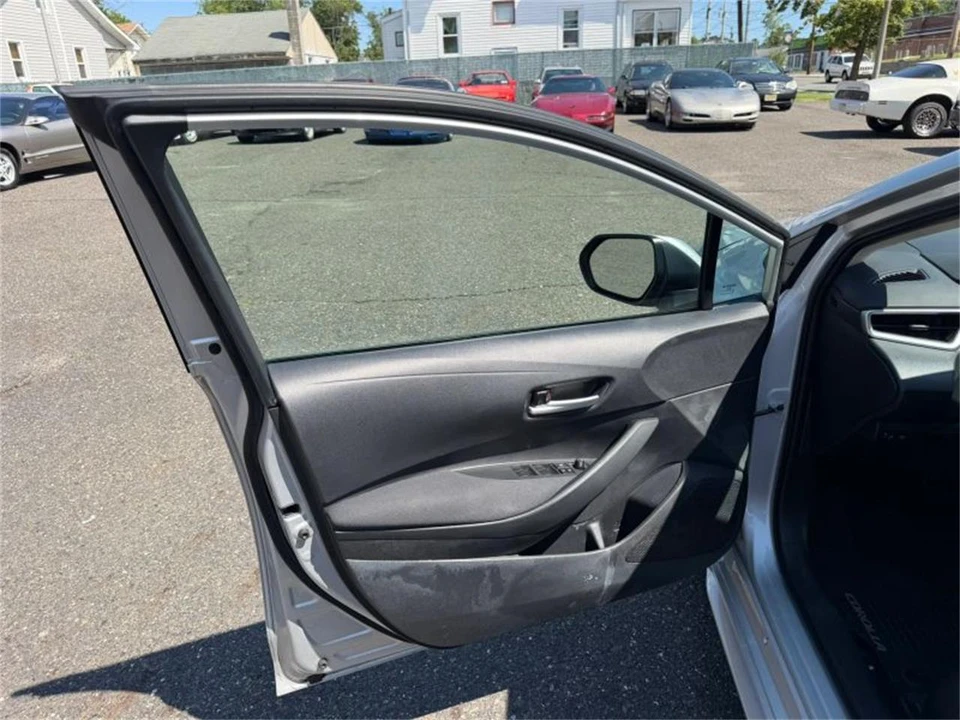 2020 Toyota Corolla 12th Gen - Image 14 of 31