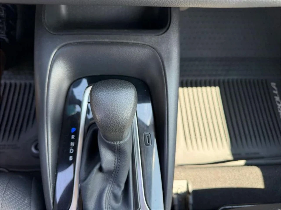 2020 Toyota Corolla 12th Gen - Image 21 of 31