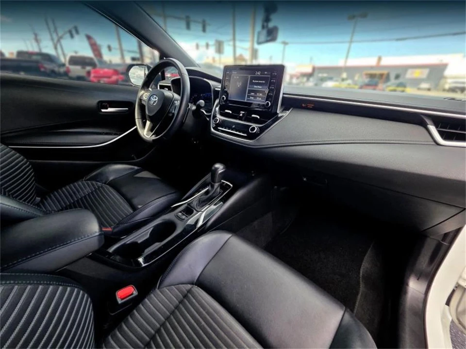 2020 Toyota Corolla 12th Gen - Image 17 of 22