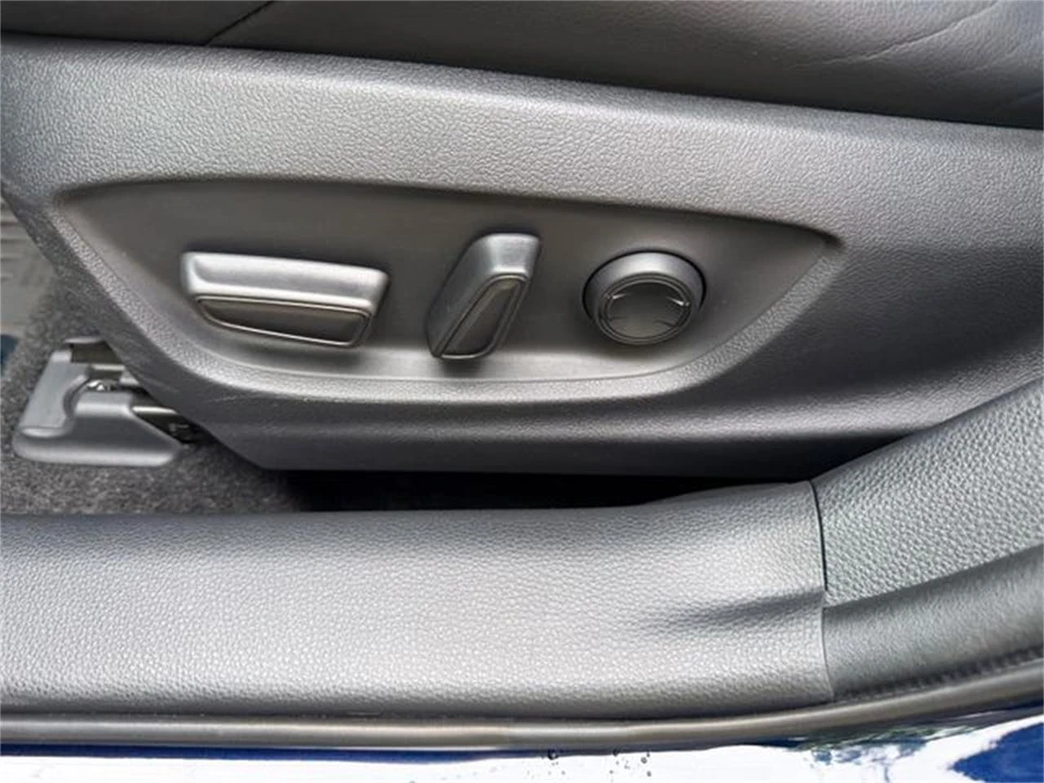 2020 Toyota Corolla 12th Gen - Image 18 of 31