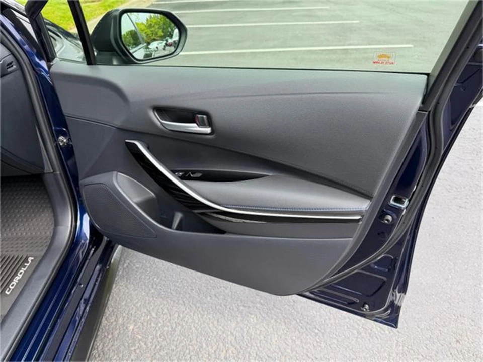 2020 Toyota Corolla 12th Gen - Image 24 of 31