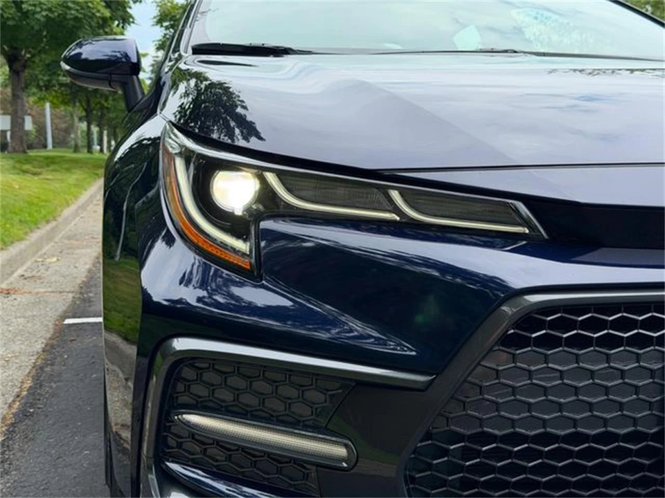 2020 Toyota Corolla 12th Gen - Image 9 of 31