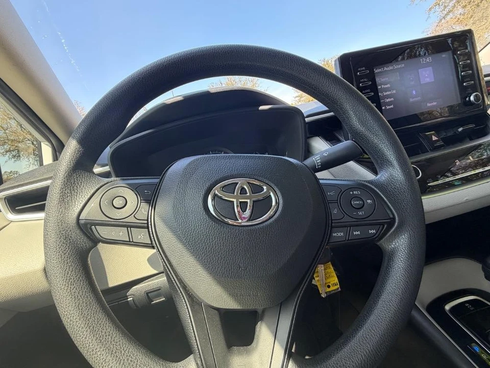 2020 Toyota Corolla 12th Gen - Image 7 of 21