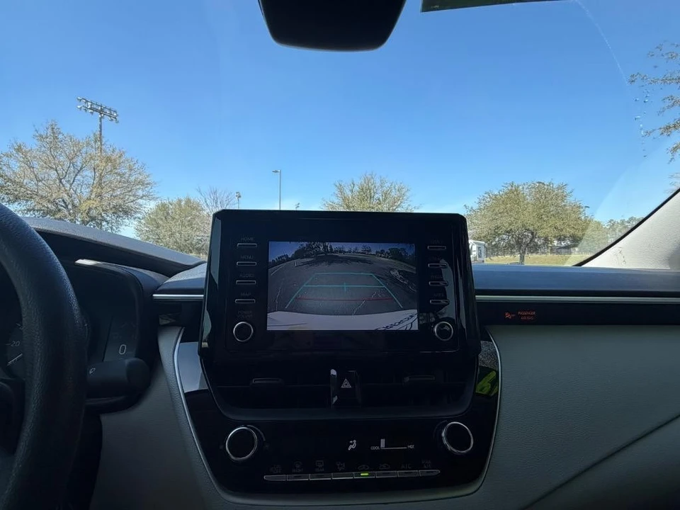 2020 Toyota Corolla 12th Gen - Image 9 of 21