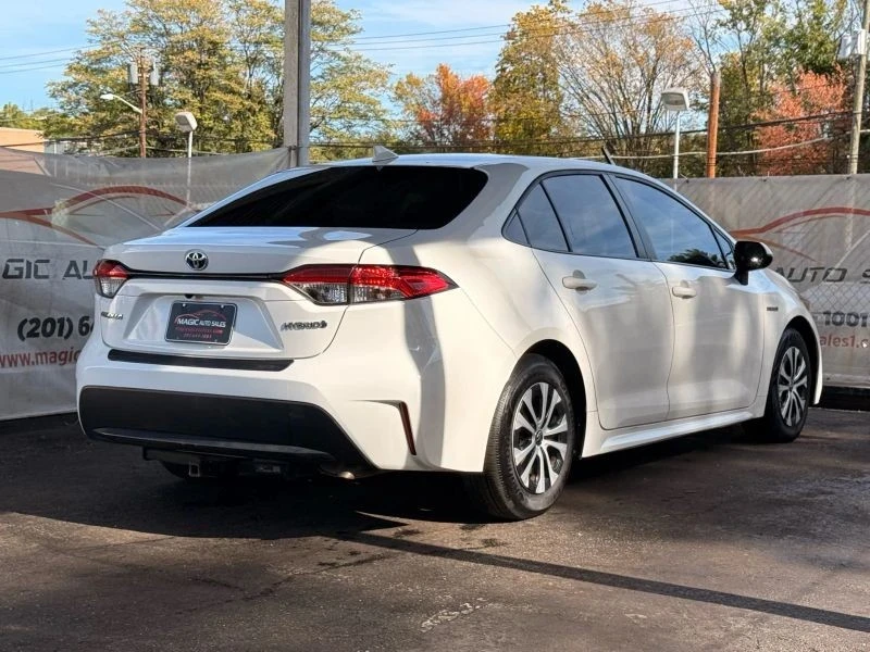 2020 Toyota Corolla 12th Gen - Image 9 of 12