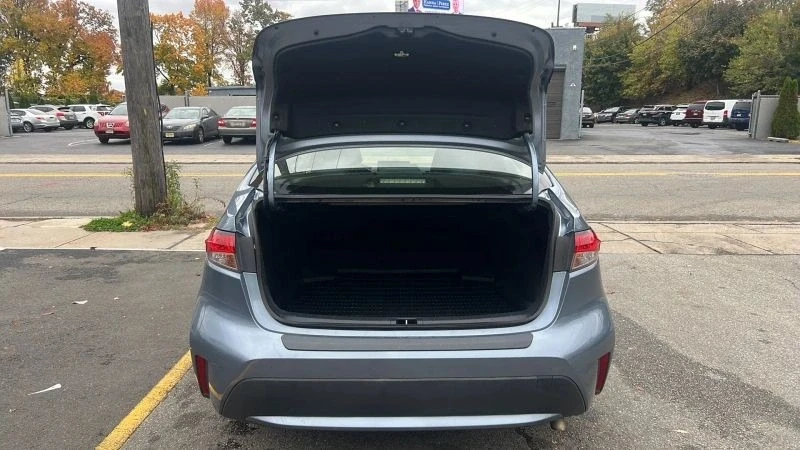 2020 Toyota Corolla 12th Gen - Image 9 of 12