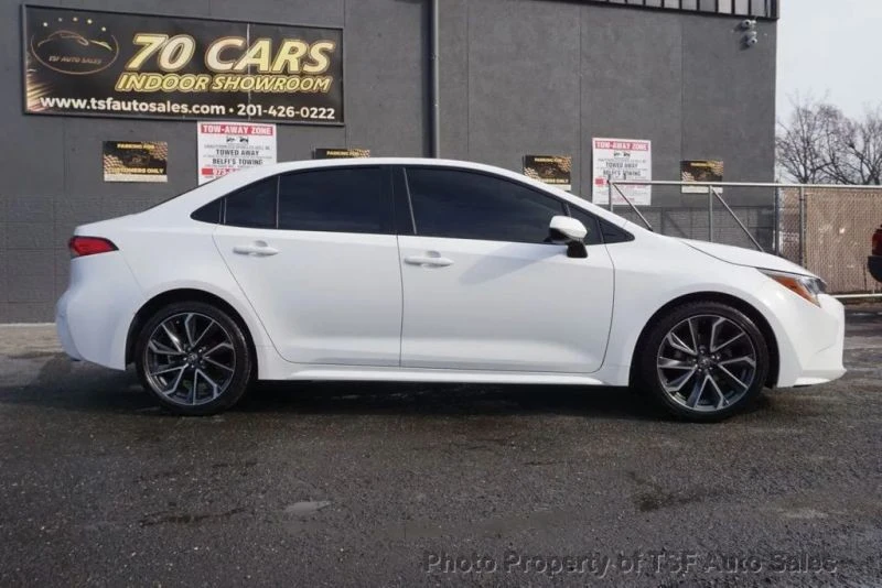 2020 Toyota Corolla 12th Gen - Image 8 of 12