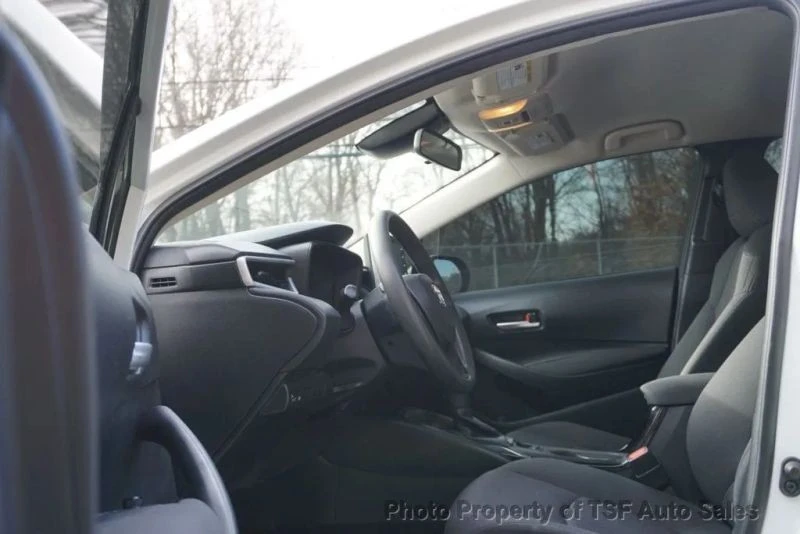 2020 Toyota Corolla 12th Gen - Image 10 of 12