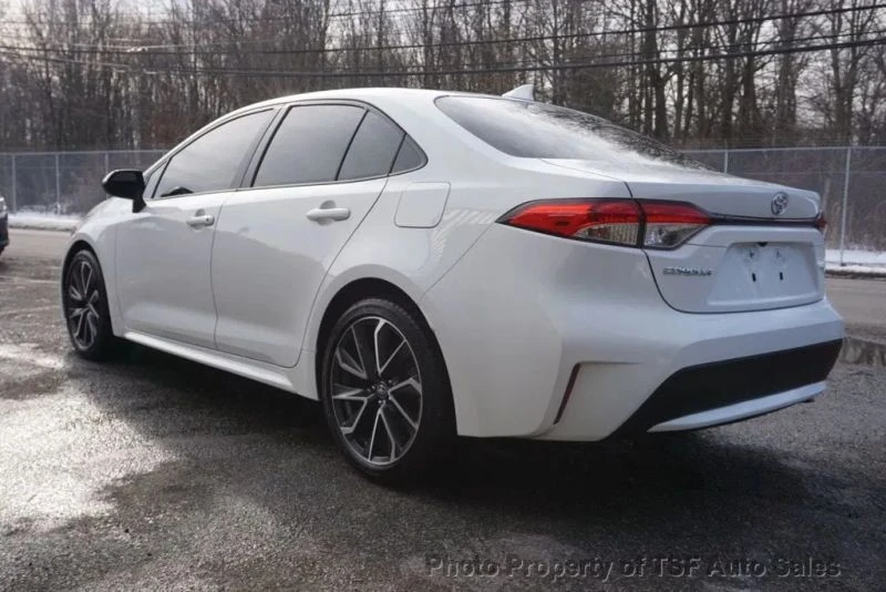 2020 Toyota Corolla 12th Gen - Image 5 of 12
