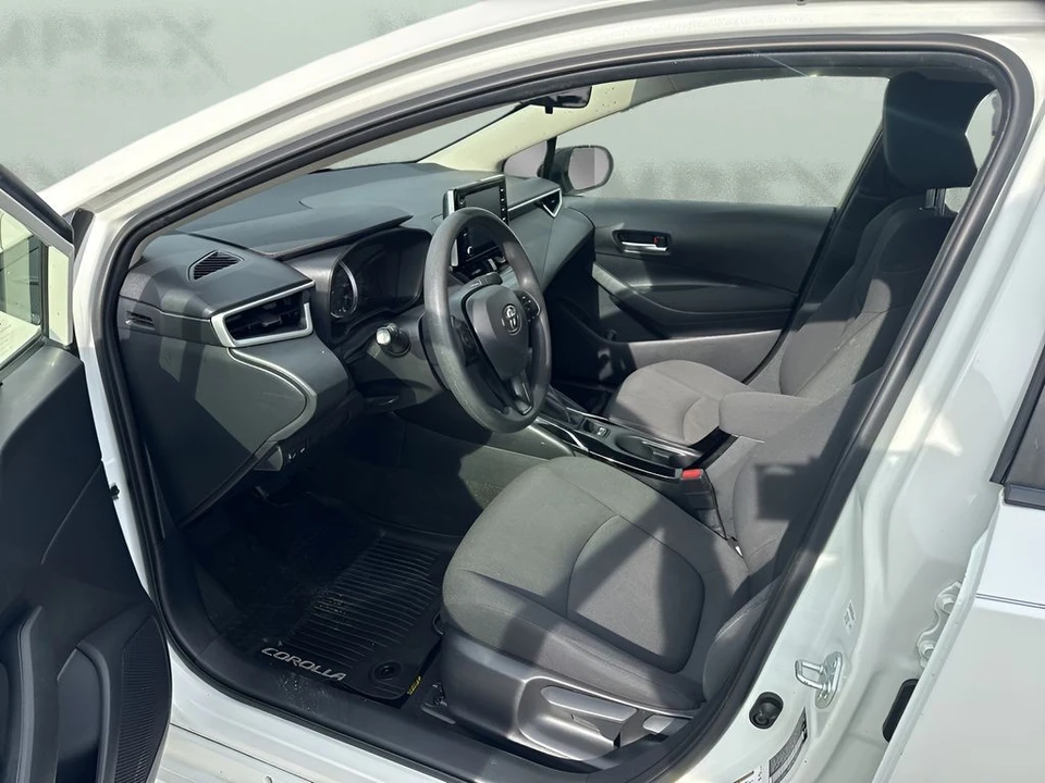 2020 Toyota Corolla 12th Gen - Image 9 of 12