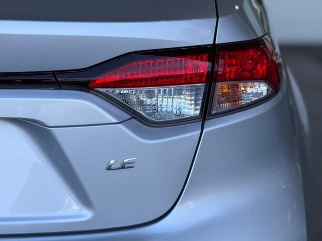 2020 Toyota Corolla 12th Gen - Image 12 of 21