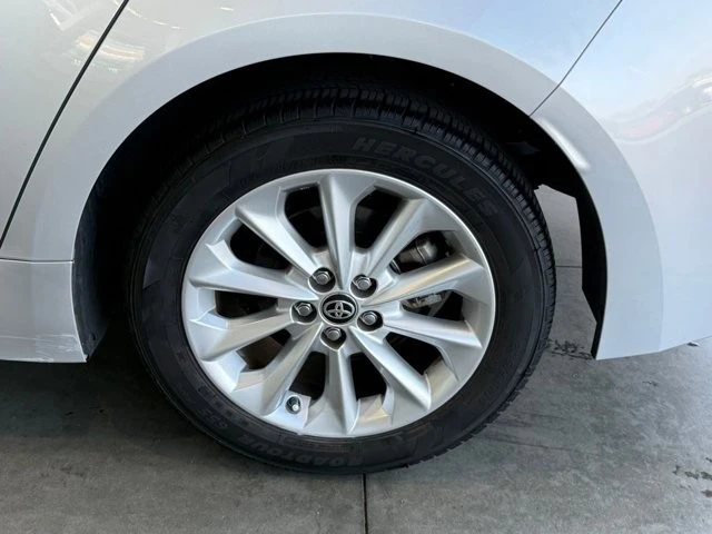 2020 Toyota Corolla 12th Gen - Image 16 of 21
