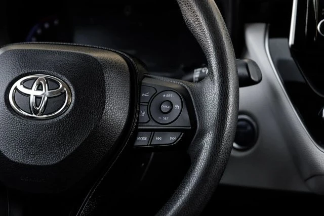 2020 Toyota Corolla 12th Gen - Image 20 of 21