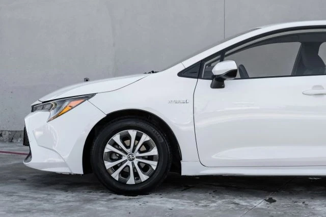 2020 Toyota Corolla 12th Gen - Image 13 of 21