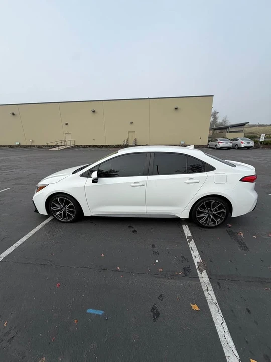 2020 Toyota Corolla 12th Gen - Image 2 of 9