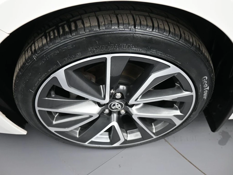 2020 Toyota Corolla 12th Gen - Image 14 of 21
