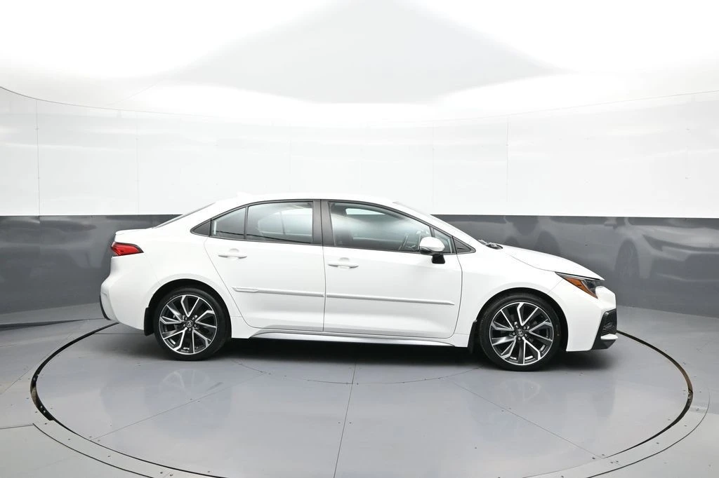 2020 Toyota Corolla 12th Gen - Image 5 of 12