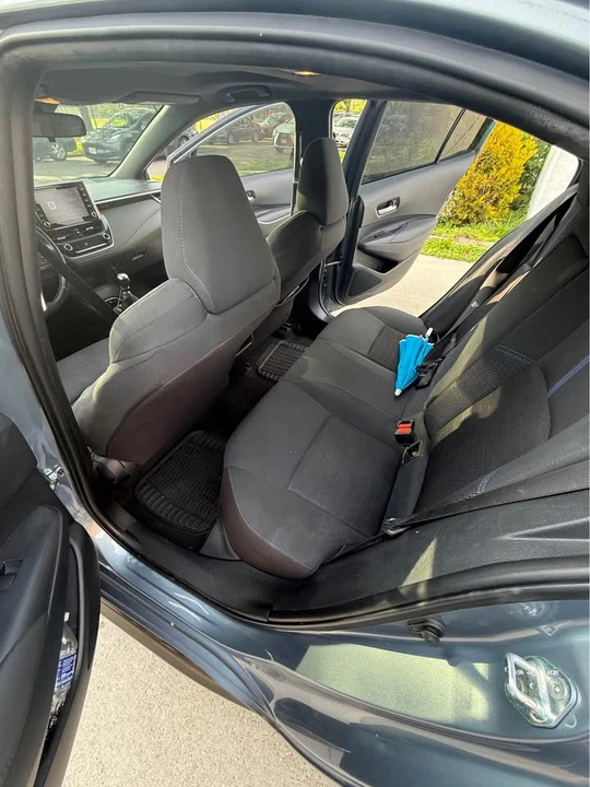 2020 Toyota Corolla 12th Gen - Image 9 of 12