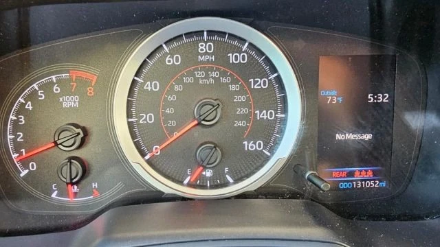 2020 Toyota Corolla 12th Gen - Image 17 of 21
