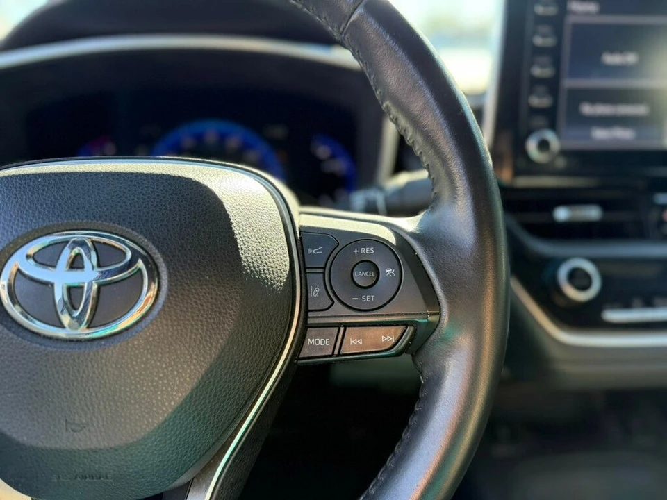 2020 Toyota Corolla 12th Gen - Image 12 of 21