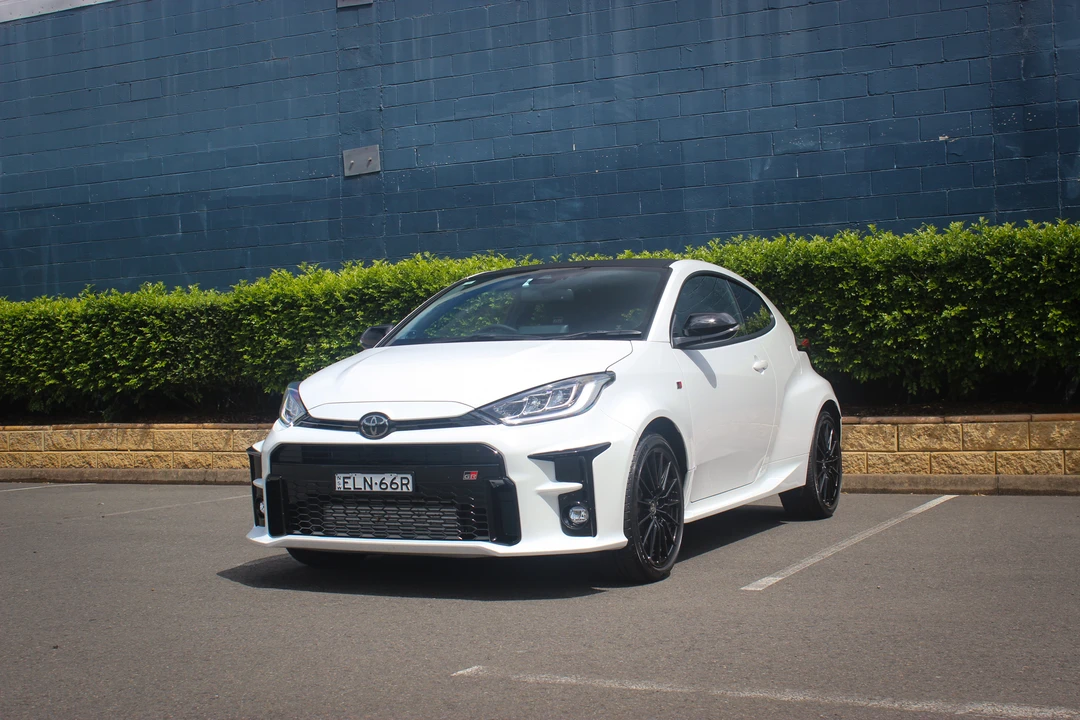 2020 Toyota Yaris - Image 3 of 31