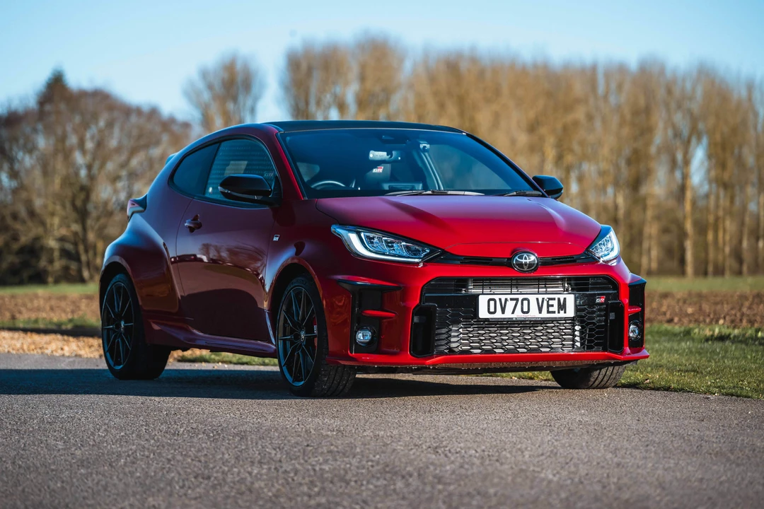 2020 Toyota Yaris - Image 2 of 31