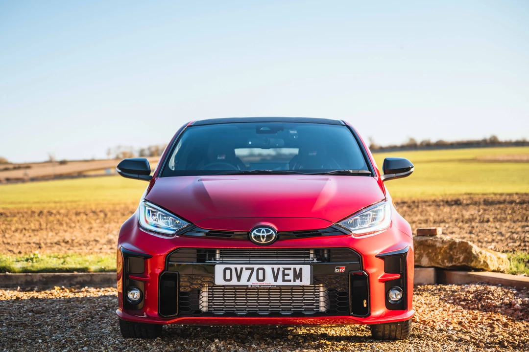 2020 Toyota Yaris - Image 11 of 31