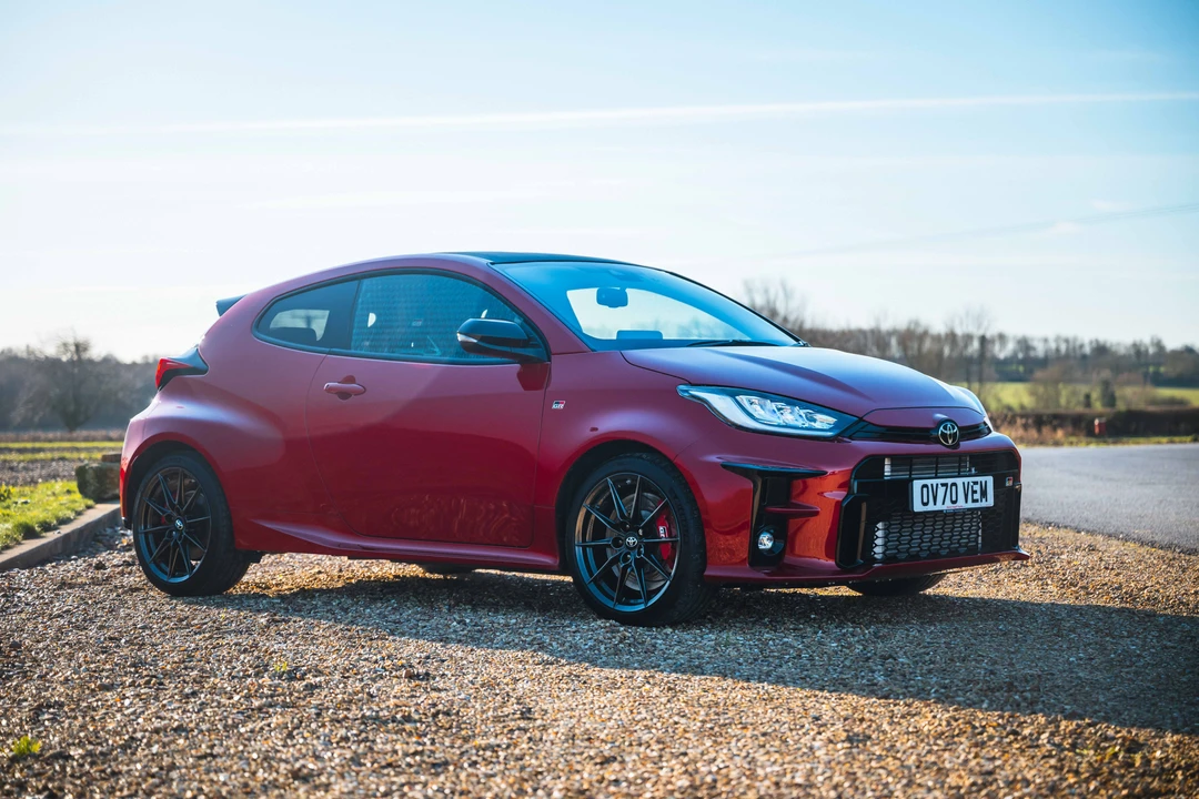 2020 Toyota Yaris - Image 17 of 31
