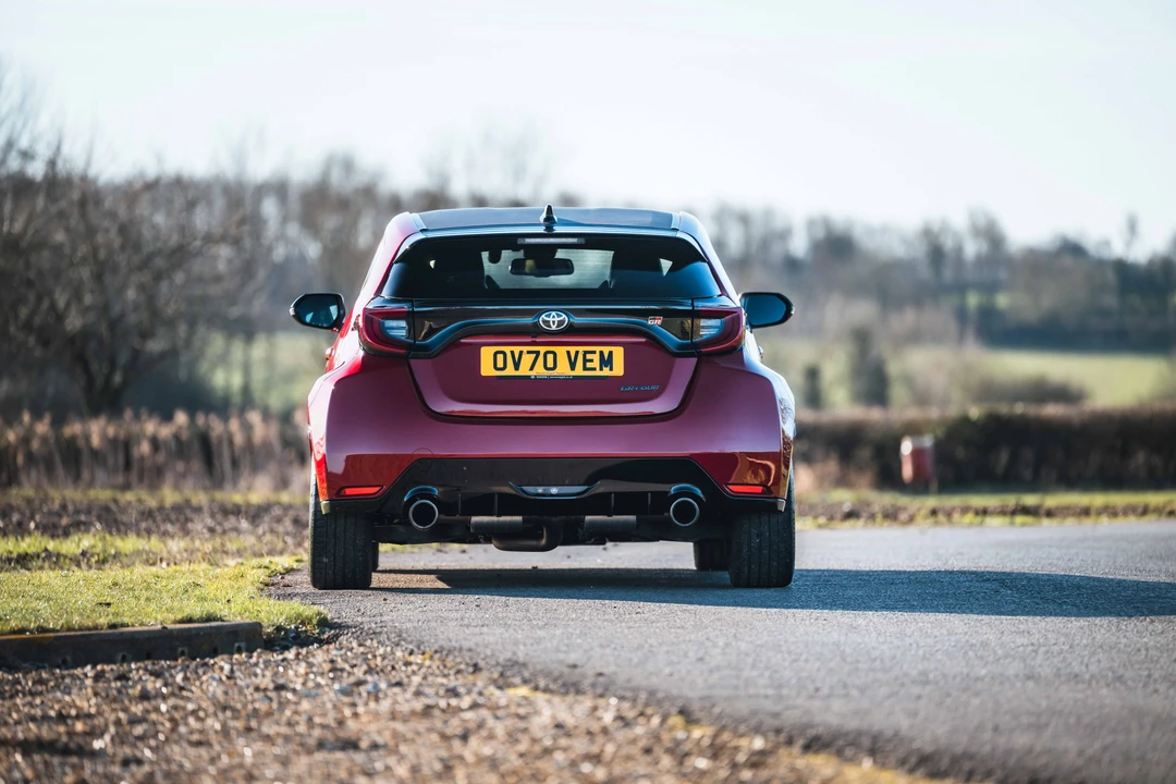 2020 Toyota Yaris - Image 7 of 31