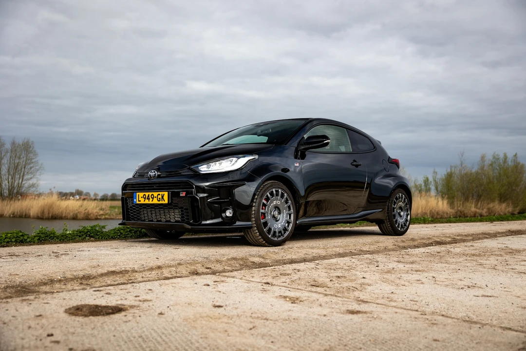 2020 Toyota Yaris - Image 3 of 31