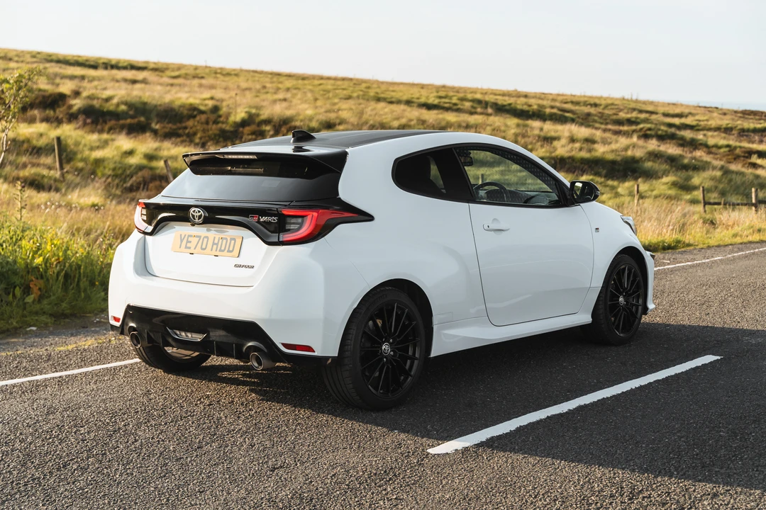 2020 Toyota Yaris - Image 16 of 31