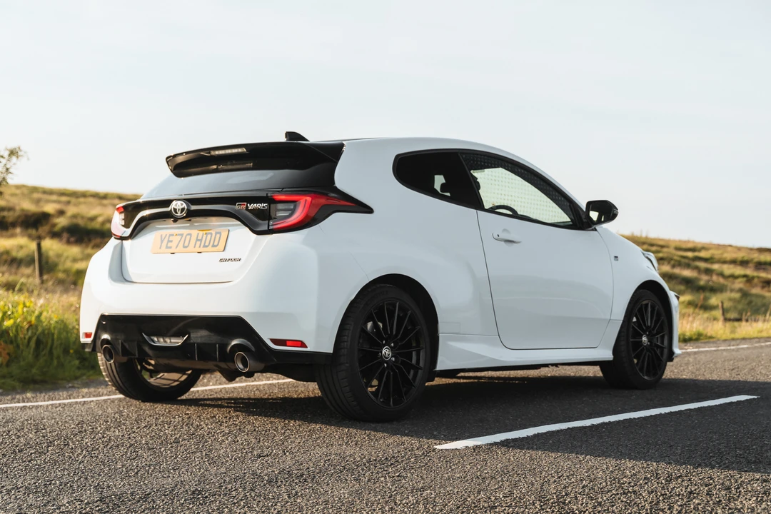 2020 Toyota Yaris - Image 7 of 31