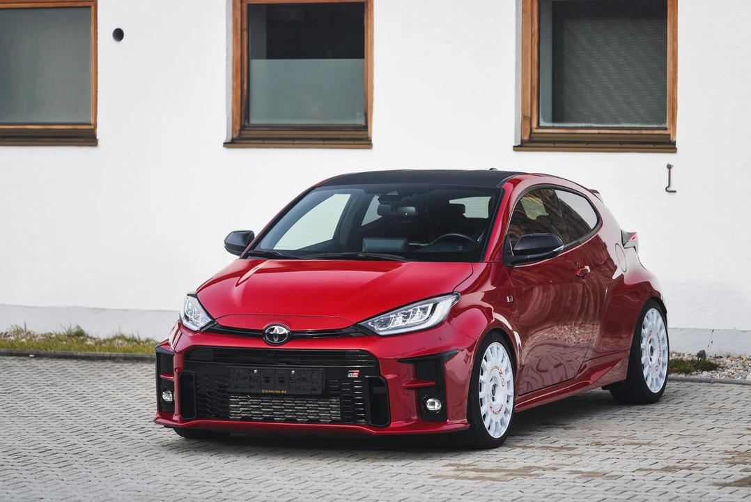 2020 Toyota Yaris - Image 14 of 31