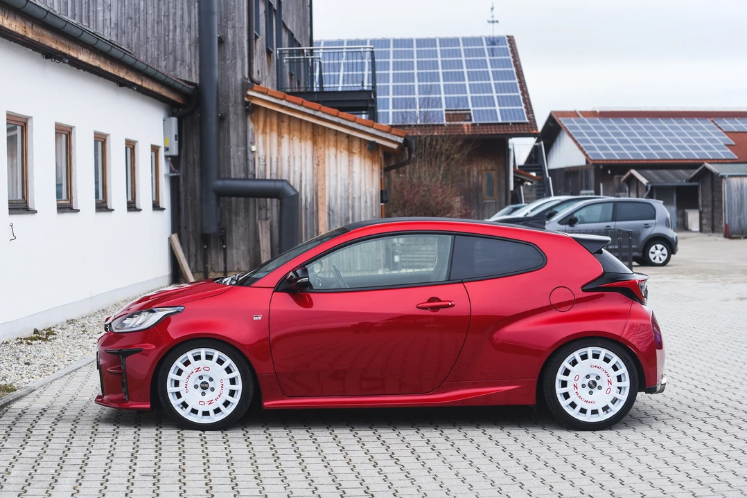 2020 Toyota Yaris - Image 5 of 31