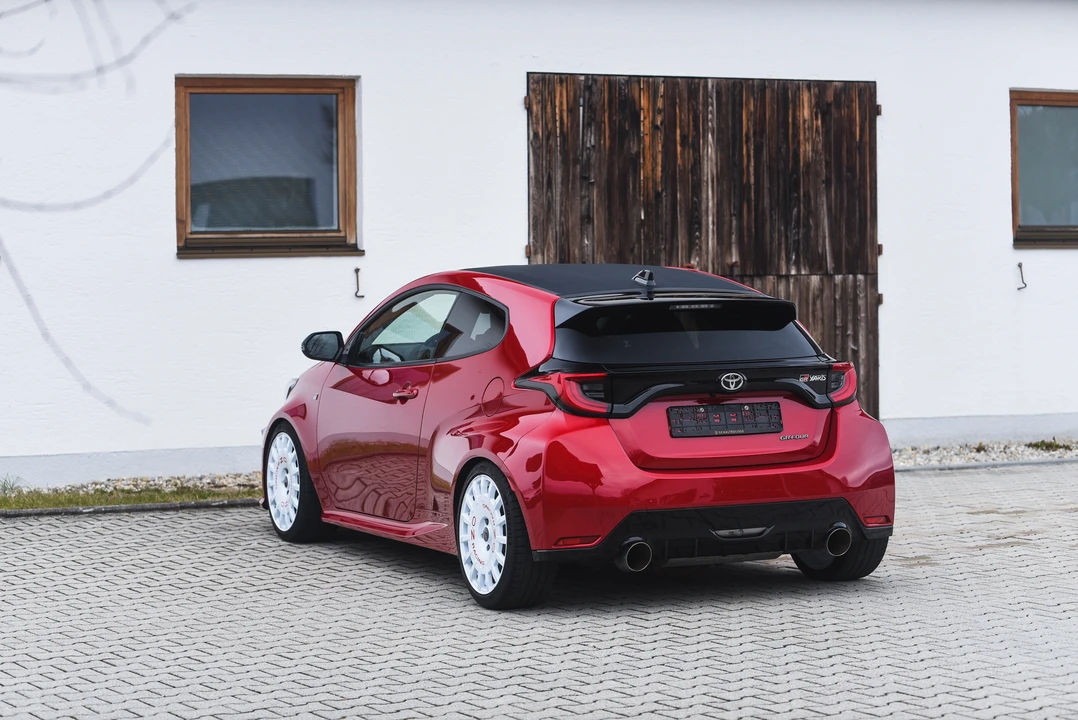2020 Toyota Yaris - Image 15 of 31