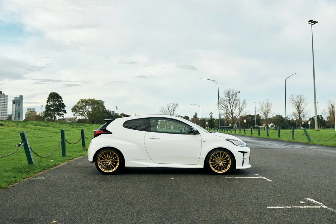 2020 Toyota Yaris - Image 7 of 31