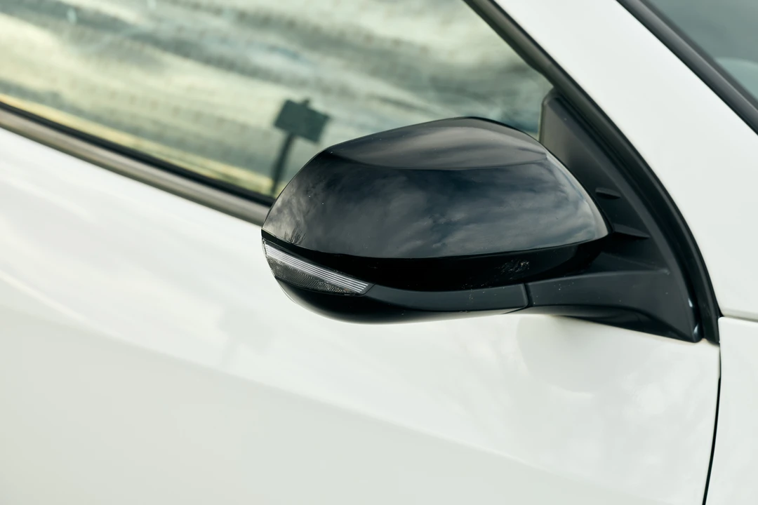 2020 Toyota Yaris - Image 22 of 31