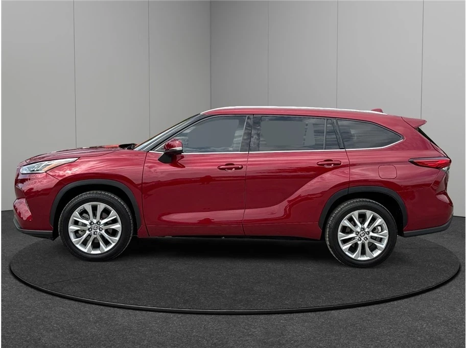 2020 Toyota Highlander - Image 5 of 21