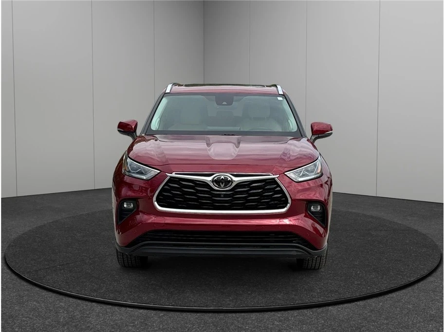 2020 Toyota Highlander - Image 3 of 21