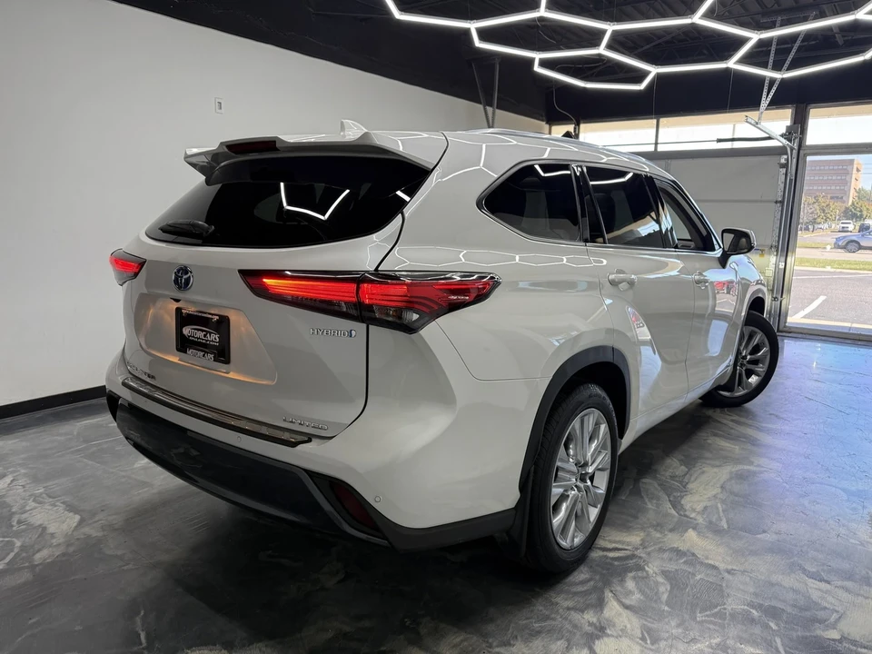 2020 Toyota Highlander - Image 6 of 21