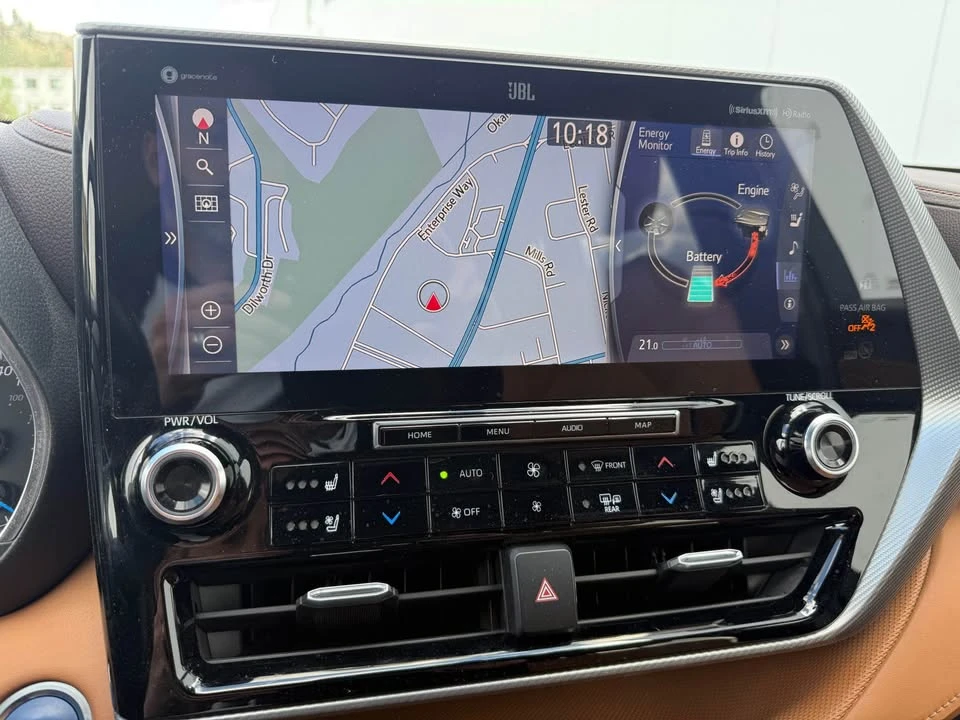 2020 Toyota Highlander - Image 11 of 14