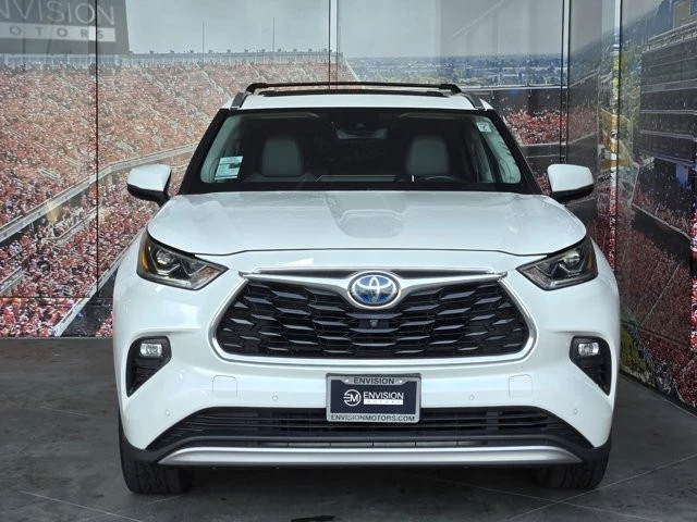 2020 Toyota Highlander - Image 3 of 12