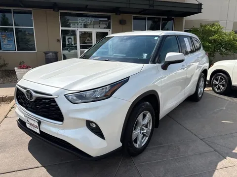 2020 Toyota Highlander LE
