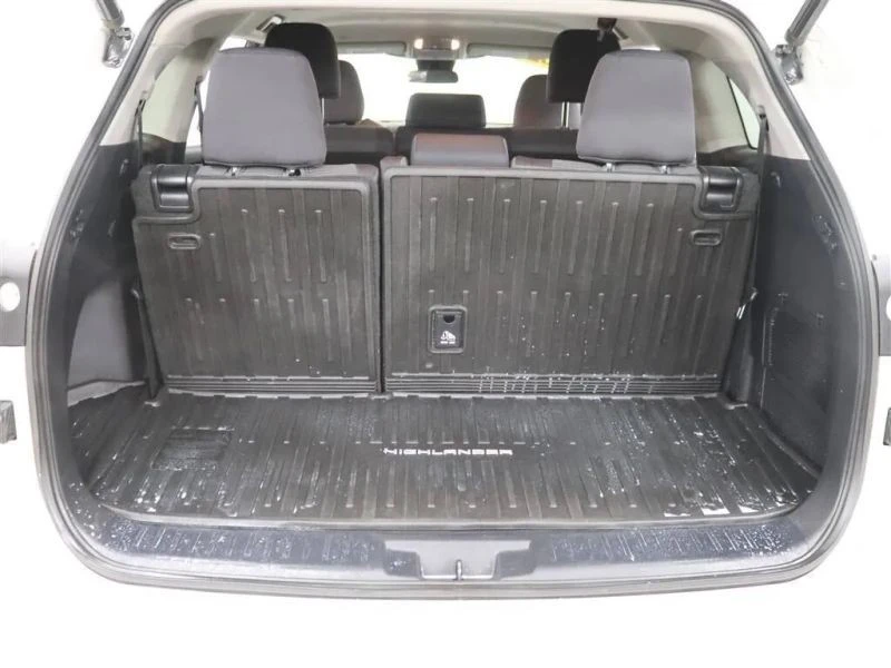 2020 Toyota Highlander - Image 6 of 12