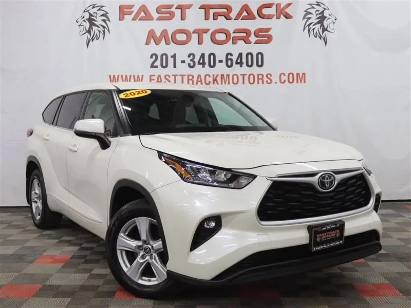 2020 Toyota Highlander - Image 3 of 12