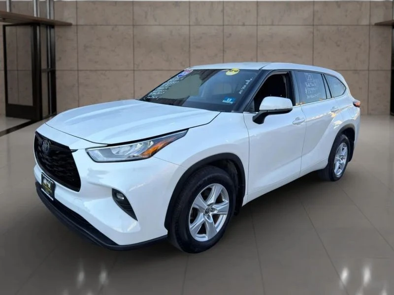 2020 Toyota Highlander - Image 3 of 12